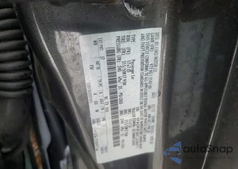 2015 Ford Focus Se z USA, uszkodzony, nr VIN 1FADP3F26FL235071